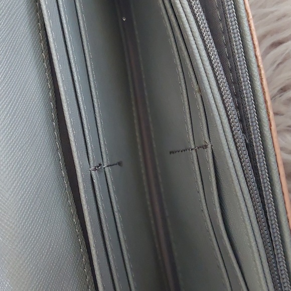 FOSSIL Clutch/Wallet - Picture 9 of 9